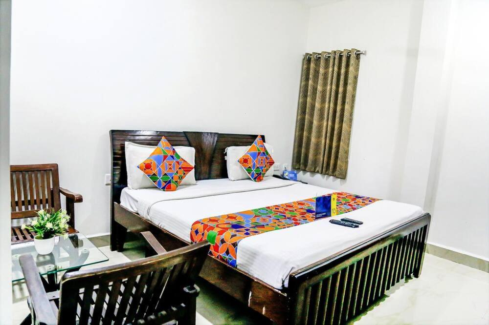 Skyotel Hotels & Banquets Vijayawāda المظهر الخارجي الصورة